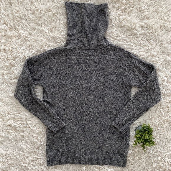 Jillian & Nicole Split Zip Cowl Neck Sweater 💗 Gray - Picture 7 of 16